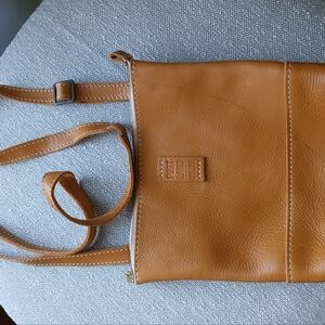 Portland Leather Goods  Festival bag in the color sunflower